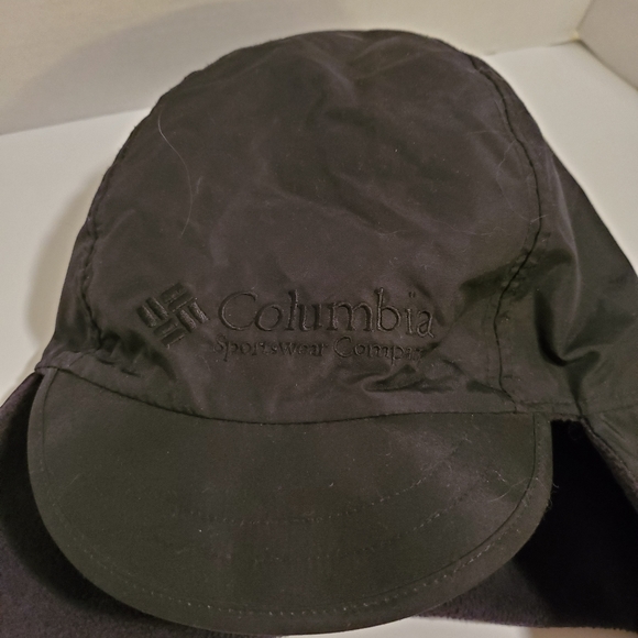 Columbia Other - Columbia Unisex fleece lined hat EUC size S/M